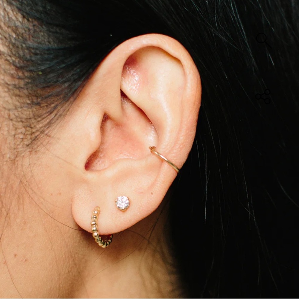 Zoe chicco gold ear cuff